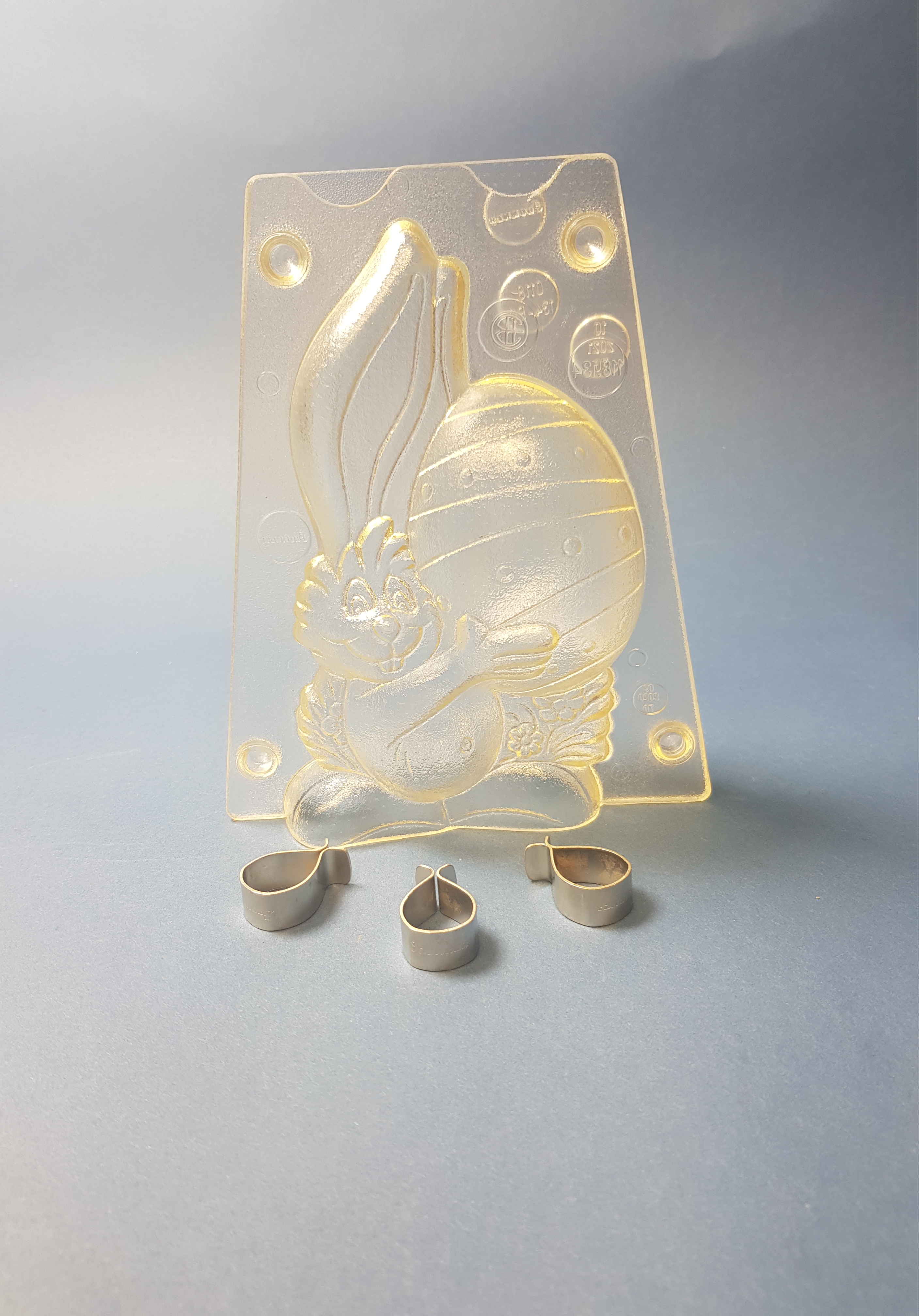 Artikelbild 2 des Artikels “Hase mit Ei “