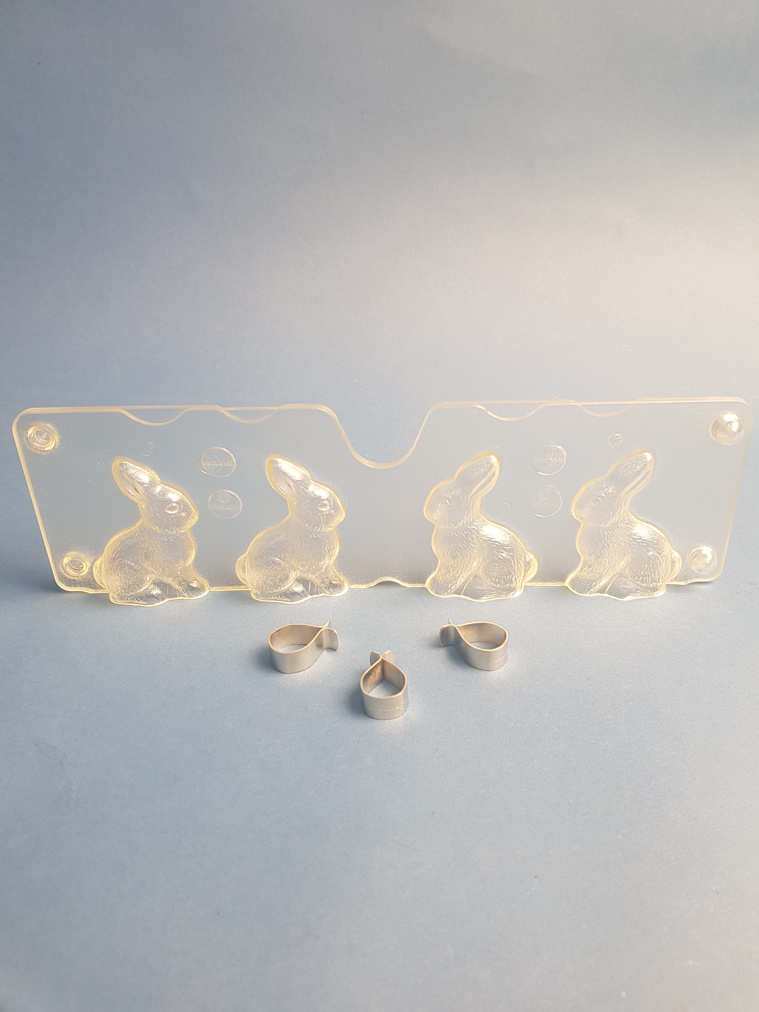 Artikelbild 2 des Artikels “Sitzender Hase “