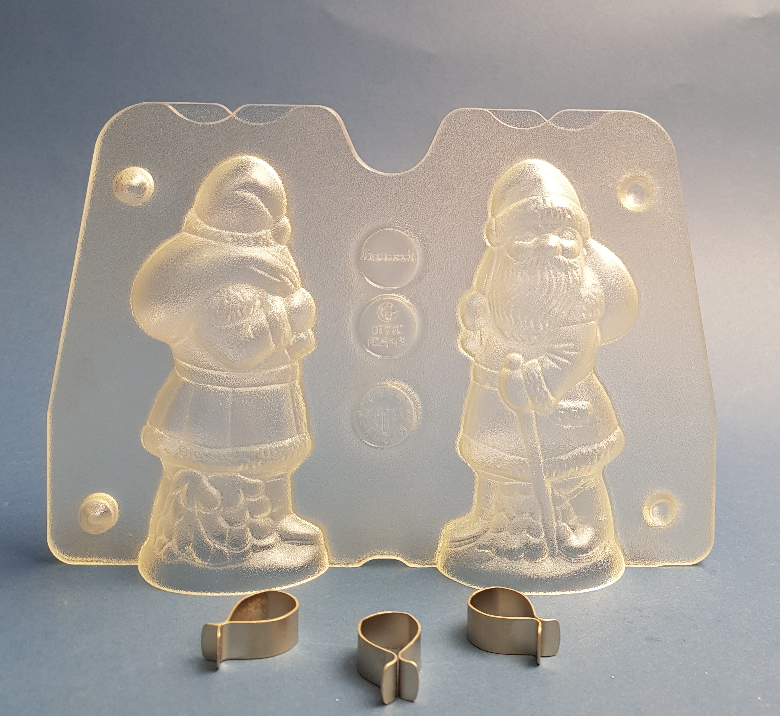 Artikelbild 2 des Artikels “Weihnachtsmann schreitend “