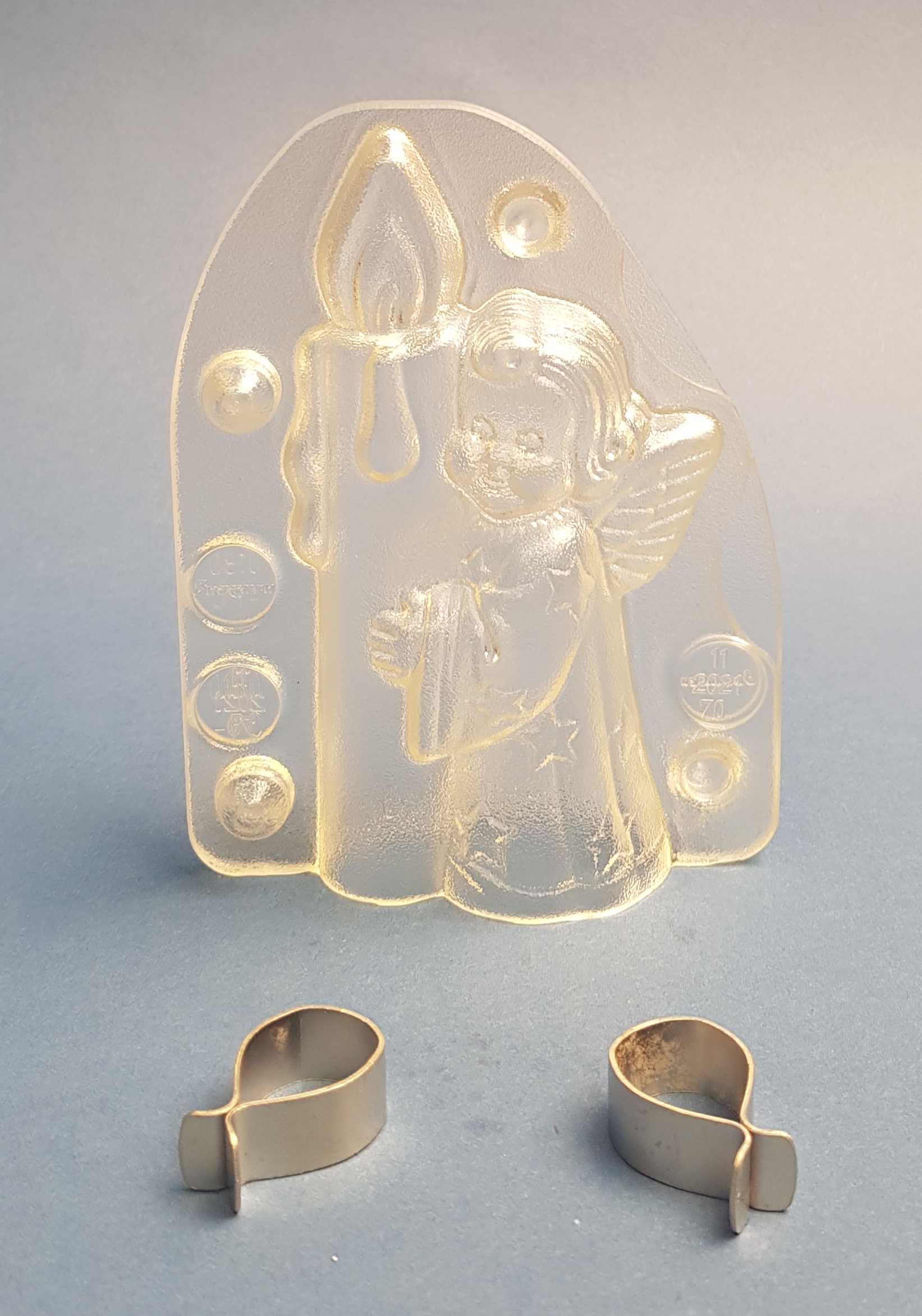 Product image 2 of the product “Angel with candle ”