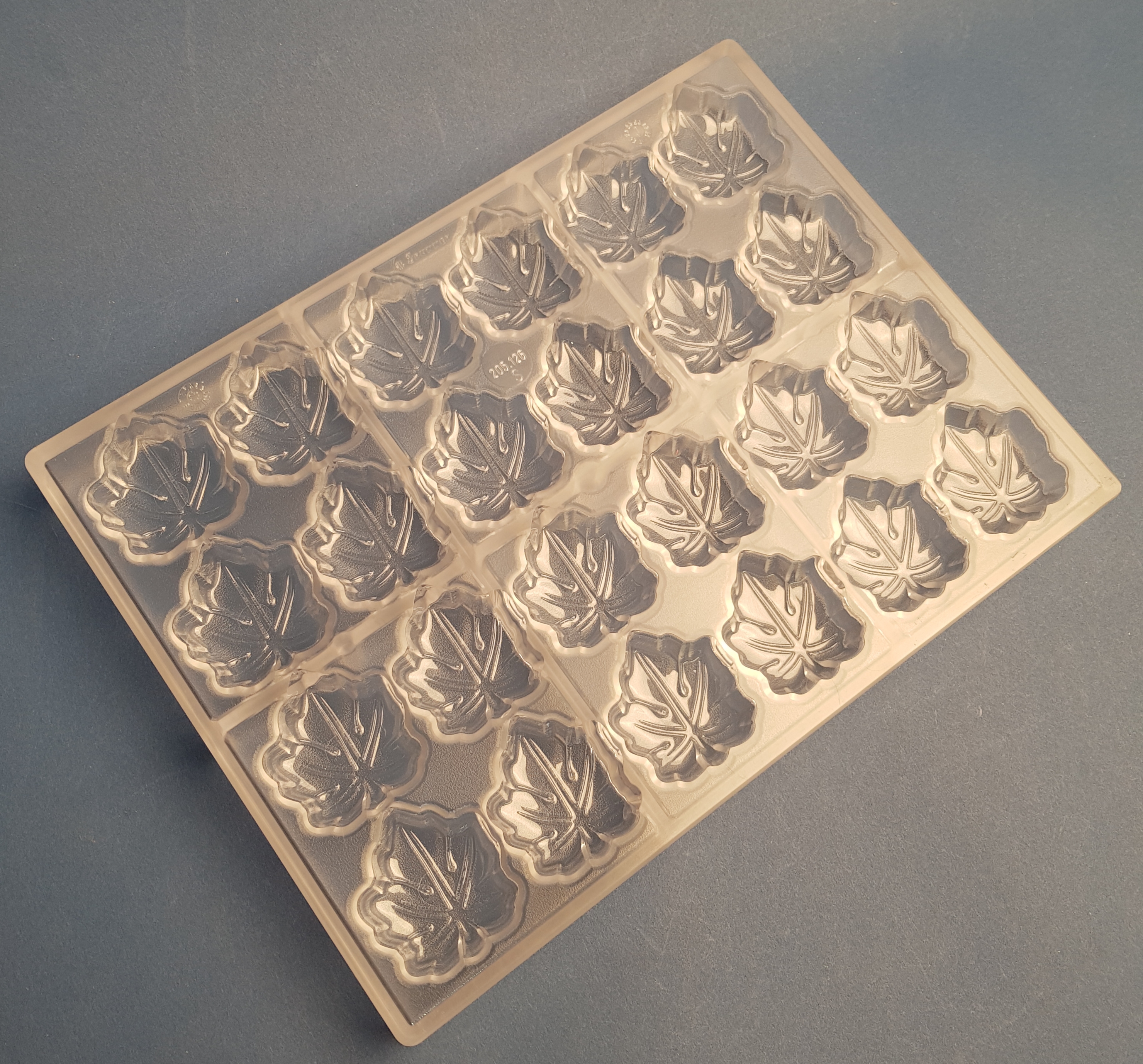 Product image 2 of the product “Marple leaf ”