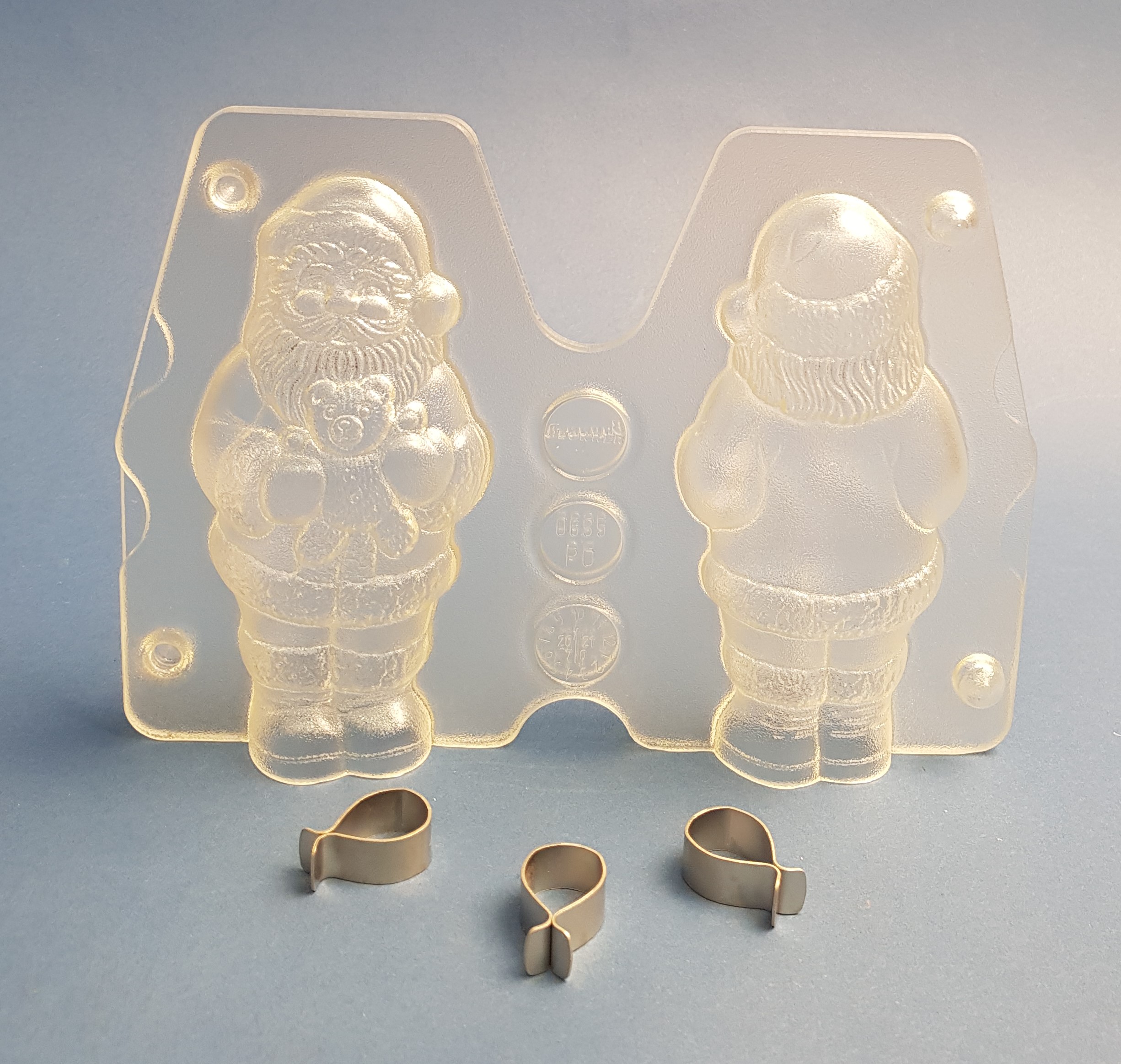 Product image 2 of the product “Santa claus with bear ”