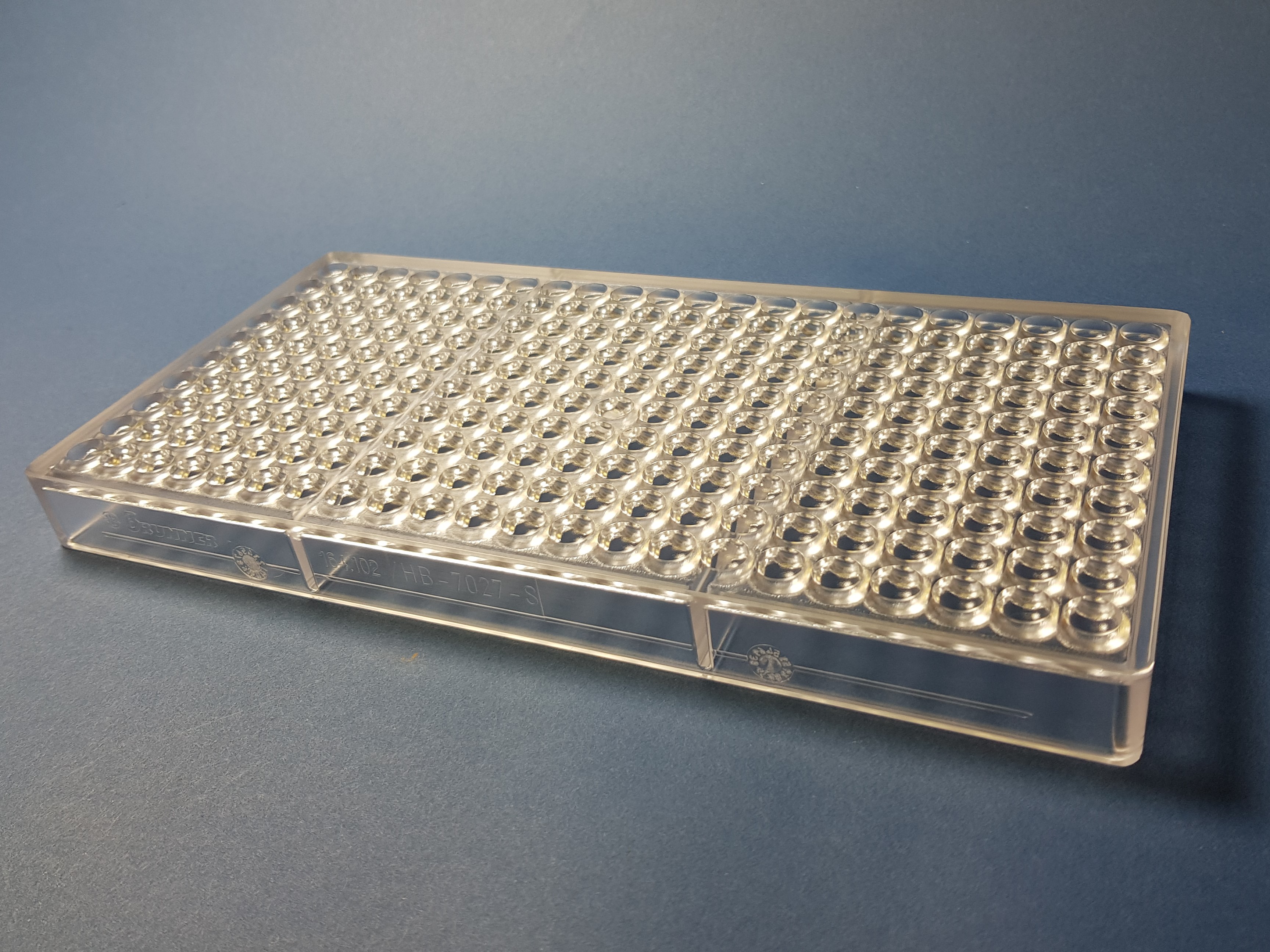 Product image 2 of the product “Hemisphere (mould half) ”