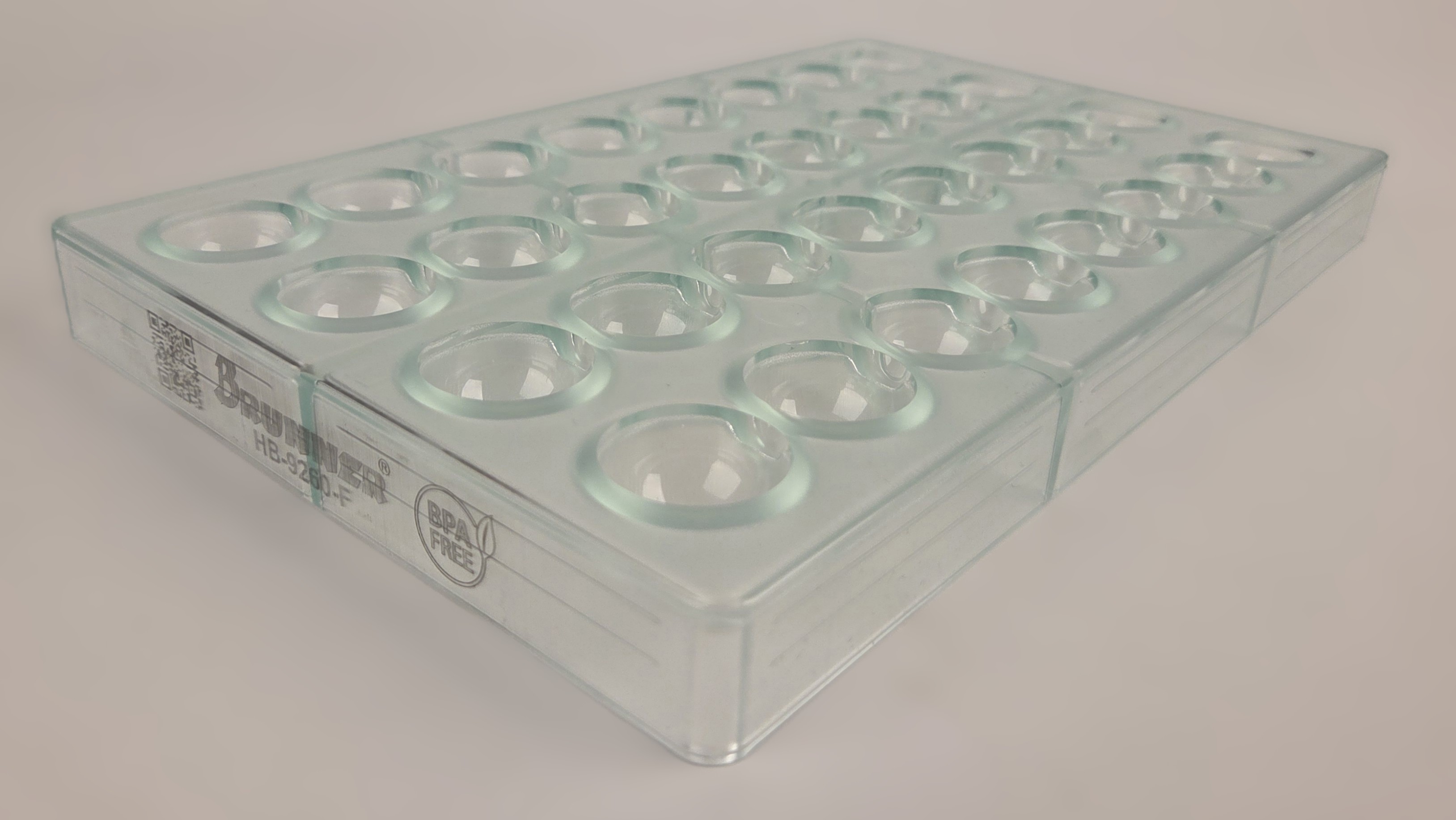 Product image 2 of the product “Dome praline // BPA-free ”