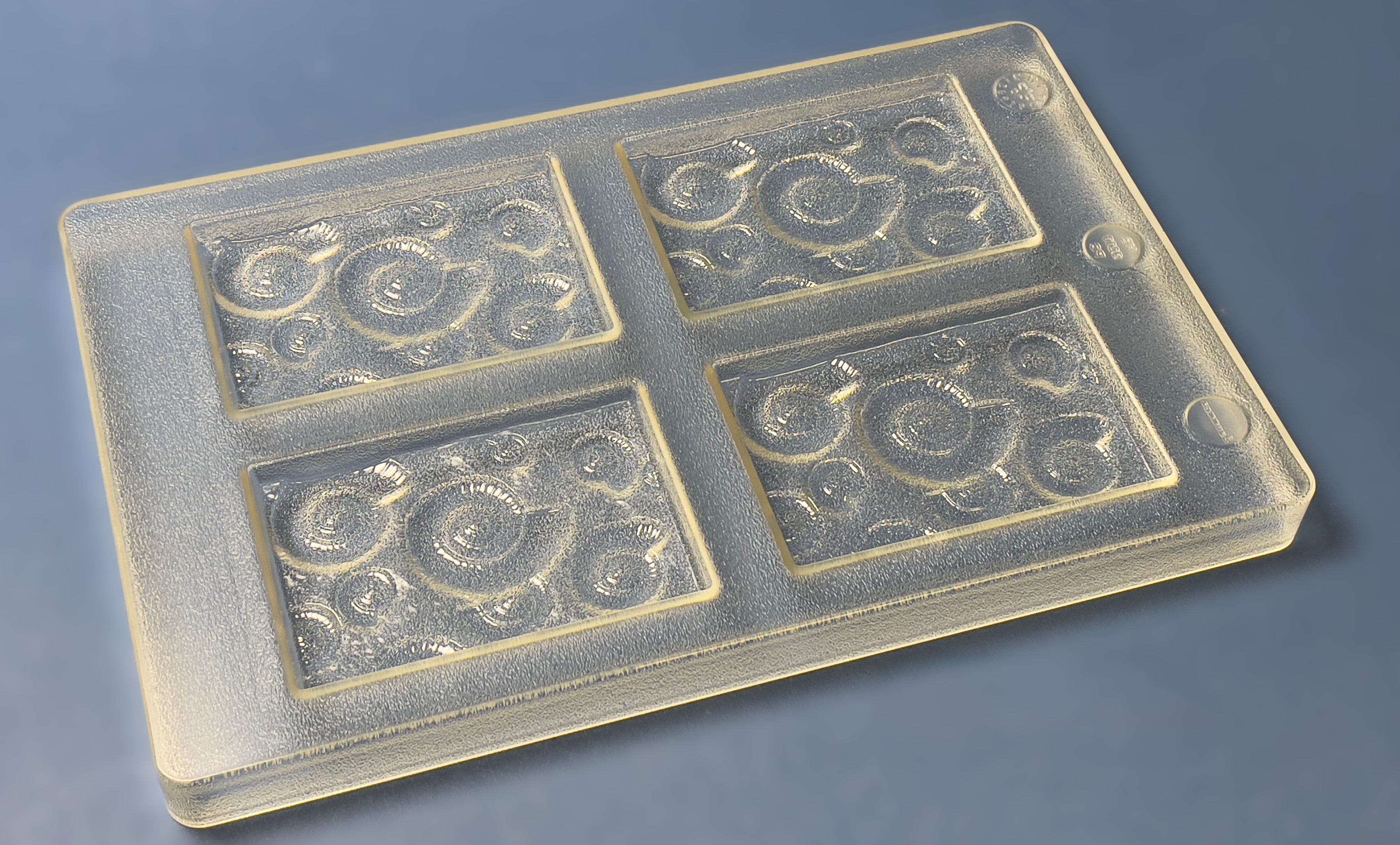 Product image 3 of the product “Small tablet 