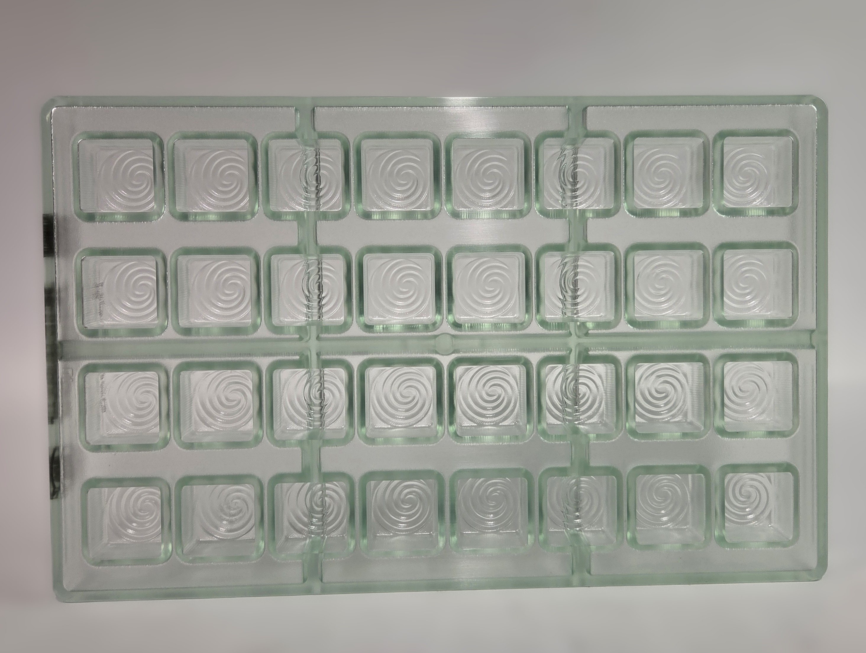 Product image 3 of the product “Square-praline 